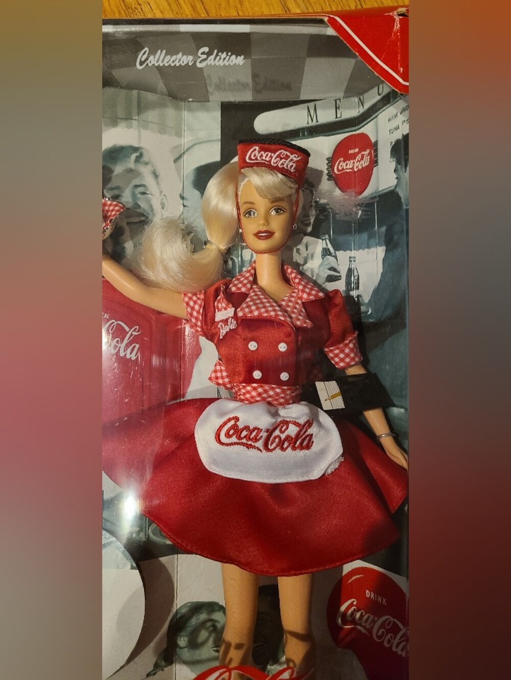 New 1998 COCA COLA Barbie Doll Collector Edition, Car Hop Waitress